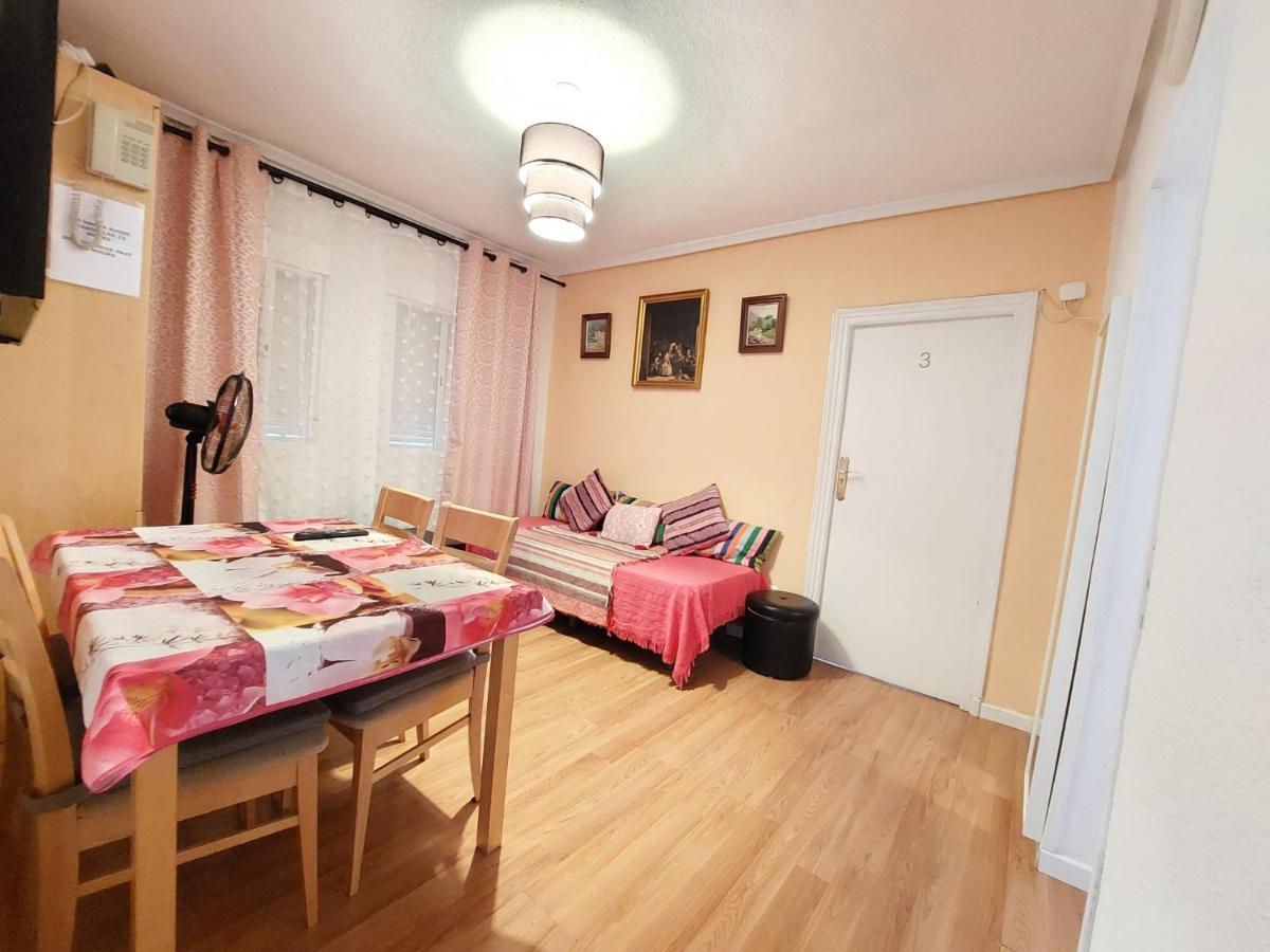 HomeStay Olivos Madrid Exterior foto